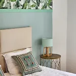 Cozy In W Swing Chairs Almada