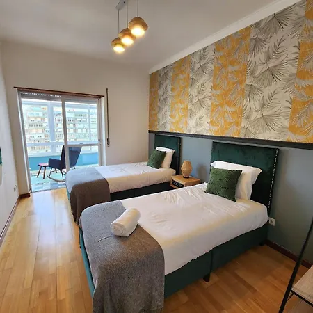 Lejlighed Cozy In W Swing Chairs Almada