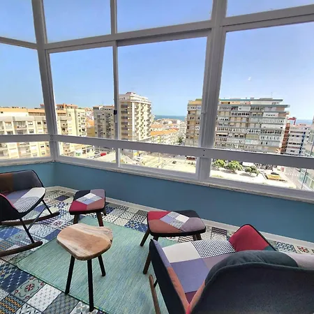 Cozy In W Swing Chairs *