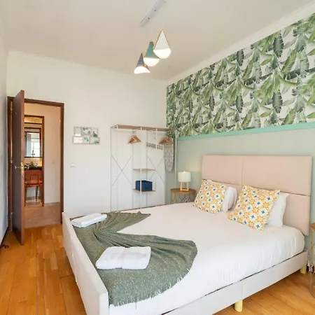 Cozy In W Swing Chairs